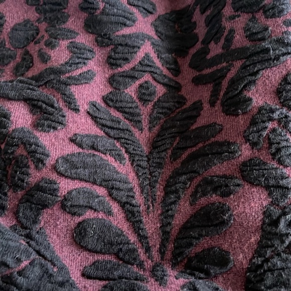 Tobi Brocade Textured Print Sweater - Picture 5 of 5